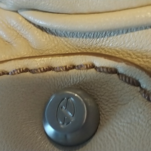 Grancesco Biasia Sheep Leather Cream Slouchy Boho Shoulder Bag - Picture 10 of 12